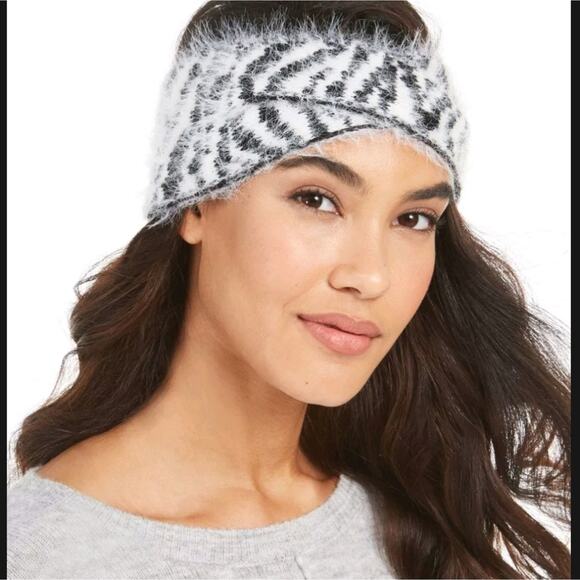 DKNY fuzzy animal print twist headband black and white - Picture 2 of 9